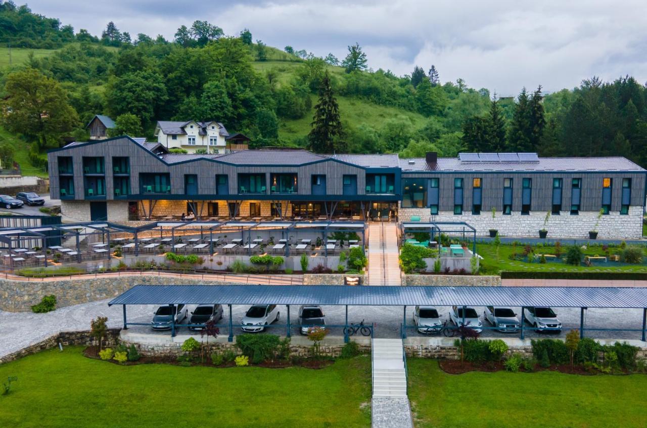 Plivsko Jezero Otel 3*